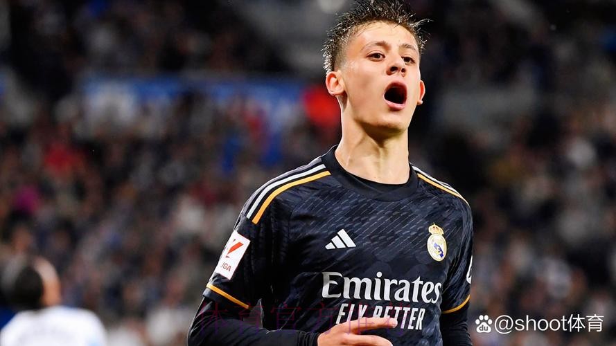 前土耳其队医:皇马知道居勒尔有伤 但不愿失去他 前土耳其队医:皇马知道居勒尔有伤 但不愿失去他